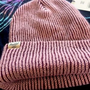 Herschel Beanie!!